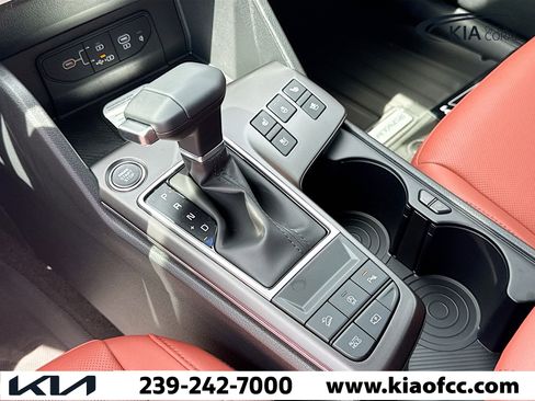 New 2026 Kia Sportage SX image 29