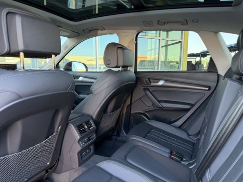 Used 2023 Audi Q5 2.0T Prestige w/ Prestige Package image 38