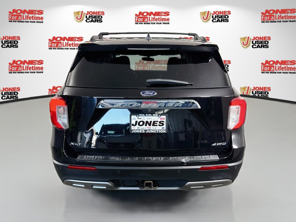 Used 2022 Ford Explorer XLT w/ Equipment Group 202A AWD/4WD image 15