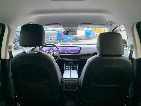 Used 2024 Buick Envision Preferred image 37