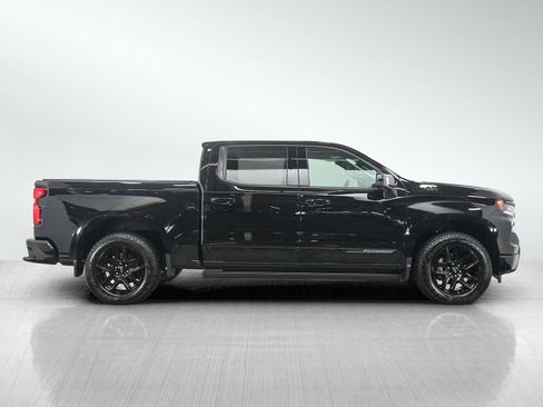 Used 2026 Chevrolet Silverado 1500 High Country w/ Midnight Edition AWD/4WD image 6