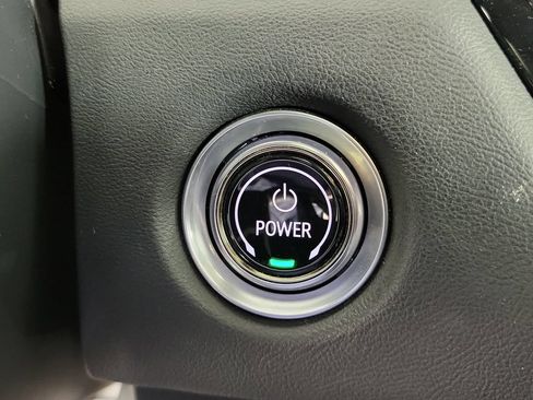 Certified 2024 Cadillac Lyriq Tech RWD image 30