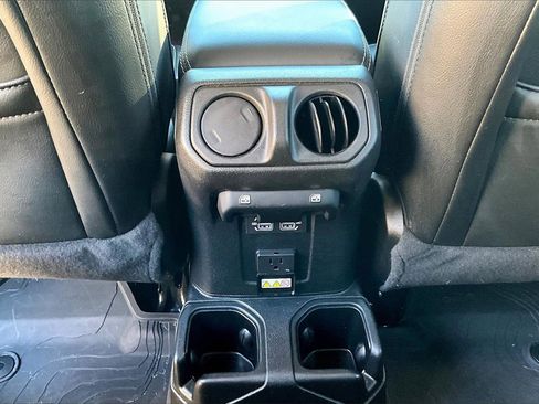 Certified 2022 Jeep Gladiator Overland w/ Popular Equipment Package image 15