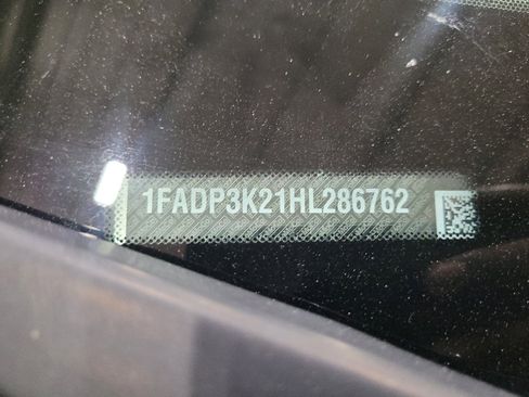 Used 2017 Ford Focus SE FWD image 33