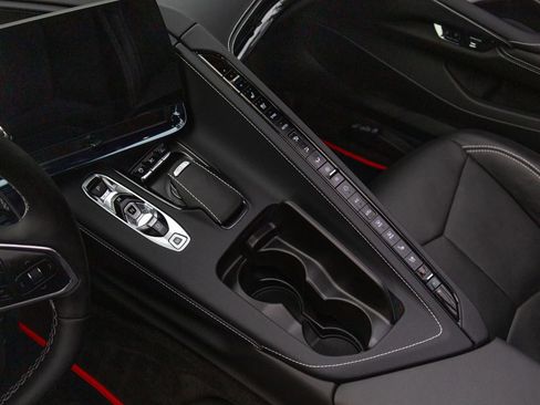 Used 2024 Chevrolet Corvette Stingray Preferred Conv w/ Z51 Performance Package image 61