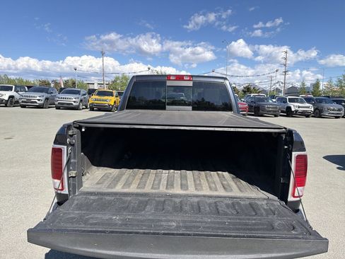Used 2013 RAM 1500 Laramie w/ Convenience Group AWD/4WD image 22