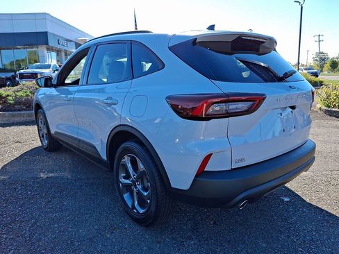 Used 2025 Ford Escape ST-Line image 4