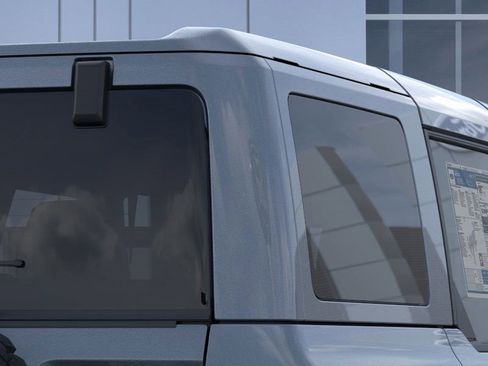 New 2025 Ford Bronco Badlands image 25