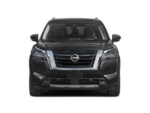 Certified 2025 Nissan Pathfinder Platinum w/ Cargo Package AWD/4WD image 7