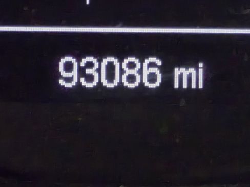 Used 2017 Chevrolet Trax LT w/ LT Convenience Package image 21