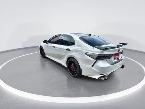 Used 2020 Toyota Camry XSE FWD image 6