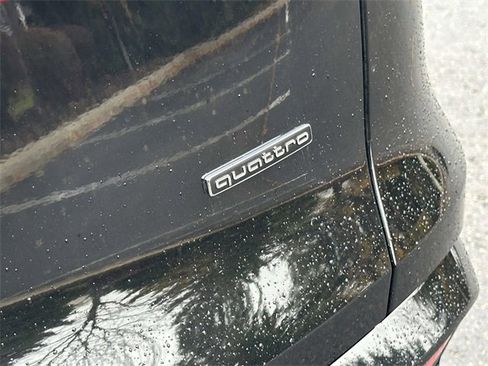 Certified 2025 Audi Q5 2.0T Premium Plus w/ Premium Plus image 11