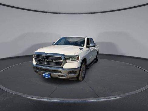 Used 2024 RAM 1500 Laramie AWD/4WD image 3