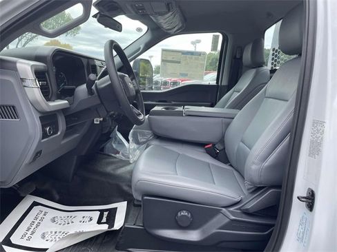 New 2025 Ford F350 XL w/ XL Chrome Package image 7