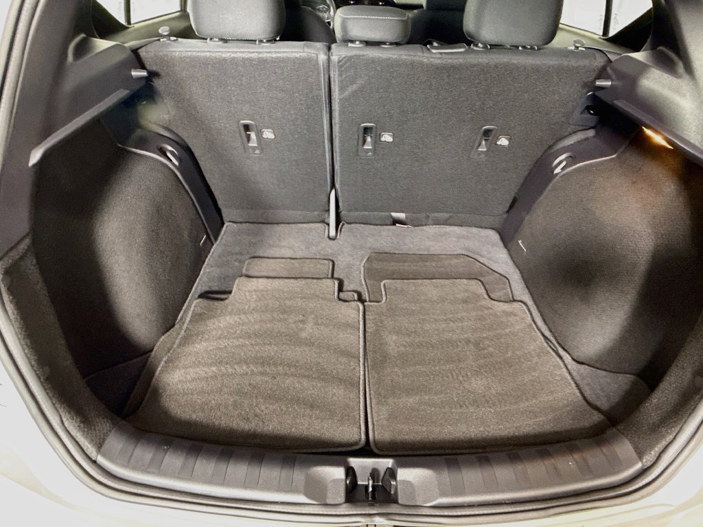 Used 2024 Nissan Kicks SV FWD image 26