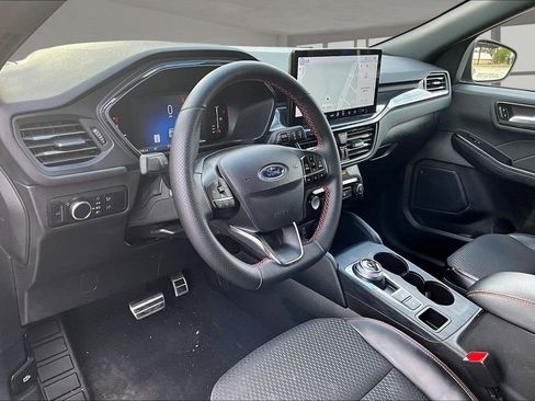 Used 2024 Ford Escape ST-Line w/ Tech Pack #1 image 16