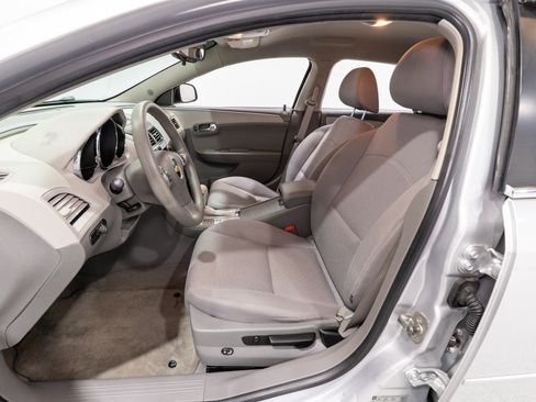 Used 2010 Chevrolet Malibu LS FWD image 13