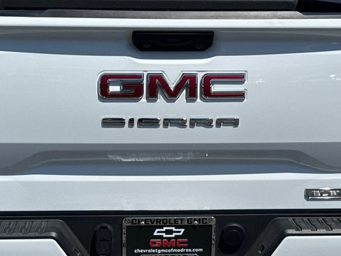 Used 2025 GMC Sierra 1500 Elevation AWD/4WD image 47