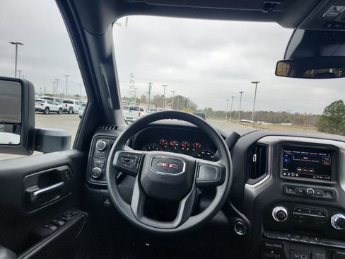 New 2026 GMC Sierra 2500 Pro w/ Convenience Package image 9