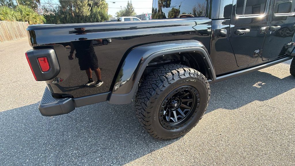Used 2022 Jeep Gladiator Mojave w/ Trailer Tow Package AWD/4WD image 11