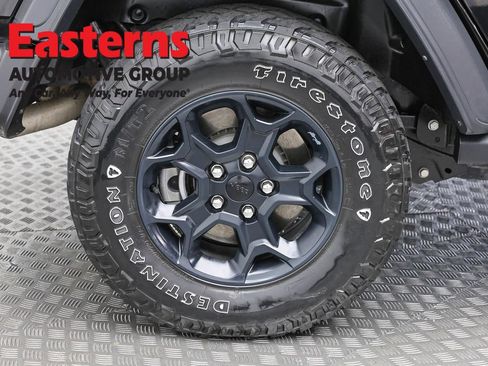 Used 2023 Jeep Wrangler Unlimited w/ Sun & Screen Package AWD/4WD image 30