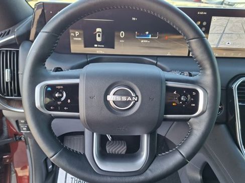 Certified 2025 Nissan Armada Platinum image 11