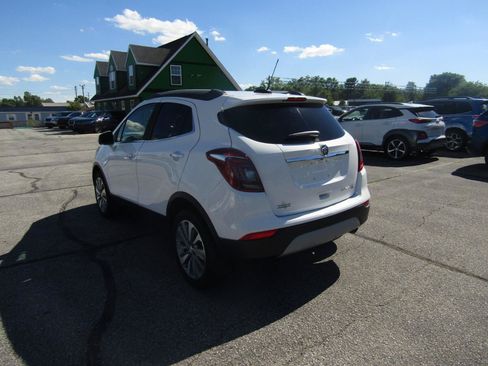 Used 2019 Buick Encore Preferred AWD/4WD image 5