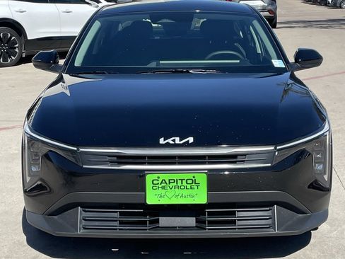 Used 2025 Kia K4 LXS image 25