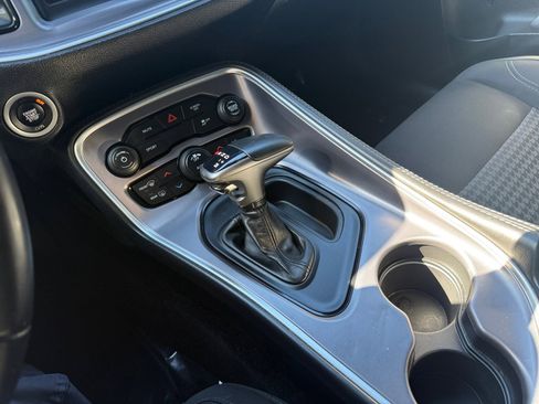 Used 2019 Dodge Challenger SXT image 13