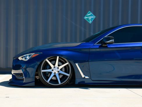 Used 2017 INFINITI Q60 3.0t w/ Premium Plus Package 3.0T image 30