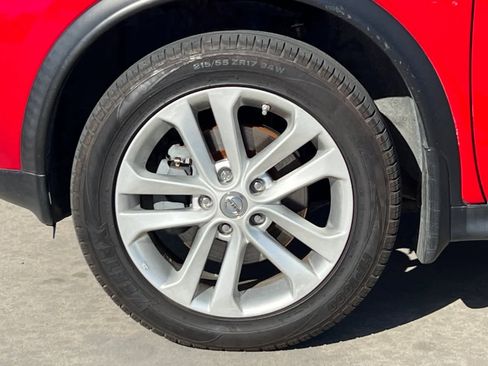 Used 2015 Nissan Juke SV w/ Technology Package image 26