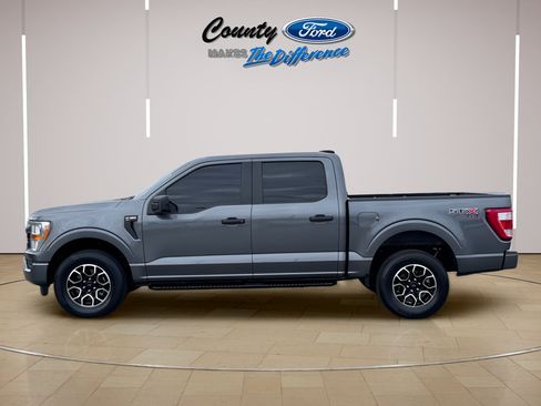 Used 2022 Ford F150 XL w/ STX Appearance Package AWD/4WD image 3