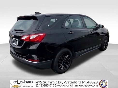 Certified 2018 Chevrolet Equinox LS FWD image 8