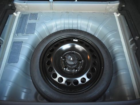 Used 2024 Chevrolet Trax RS w/ Driver Confidence Package image 33