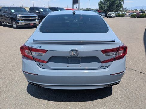 Used 2022 Honda Accord Sport image 4