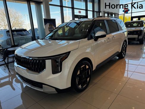 New 2026 Kia Carnival EX image 7