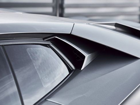 Used 2018 Lamborghini Aventador S AWD/4WD image 18