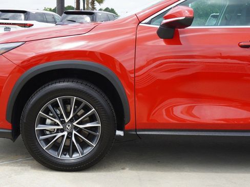 Used 2025 Lexus NX 250 FWD w/ Accessory Package (Z1) image 10