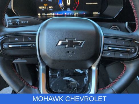 Certified 2024 Chevrolet Colorado Z71 w/ LPO, Dark Essentials Package AWD/4WD image 12
