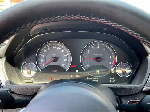 Used 2015 BMW M4 Coupe RWD image 23