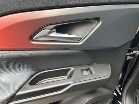 Used 2024 Chevrolet Equinox EV RS image 26