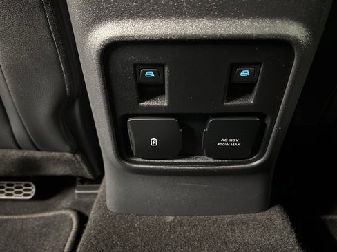 Certified 2024 Ford Bronco Wildtrak image 36