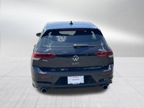 Used 2022 Volkswagen GTI SE FWD image 6