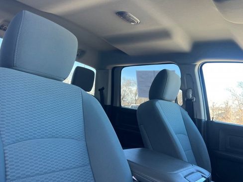 Used 2013 RAM 2500 Tradesman w/ Chrome Appearance Group image 13