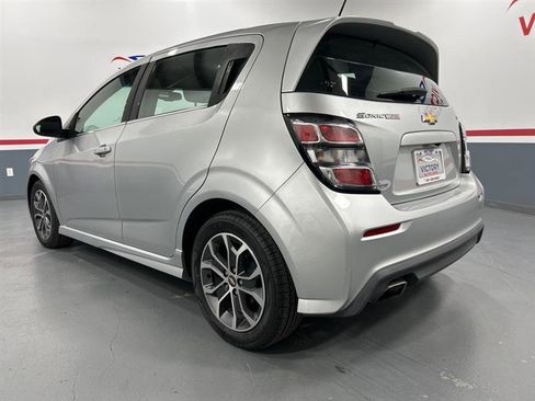 Used 2017 Chevrolet Sonic LT w/ Fun and Sun Package image 5