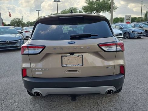 Used 2021 Ford Escape Titanium FWD image 7