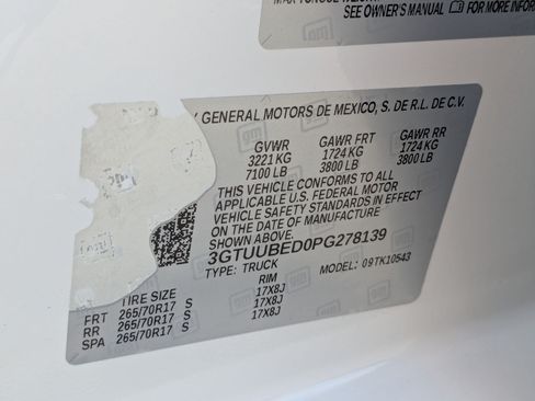 Used 2023 GMC Sierra 1500 SLE AWD/4WD image 42