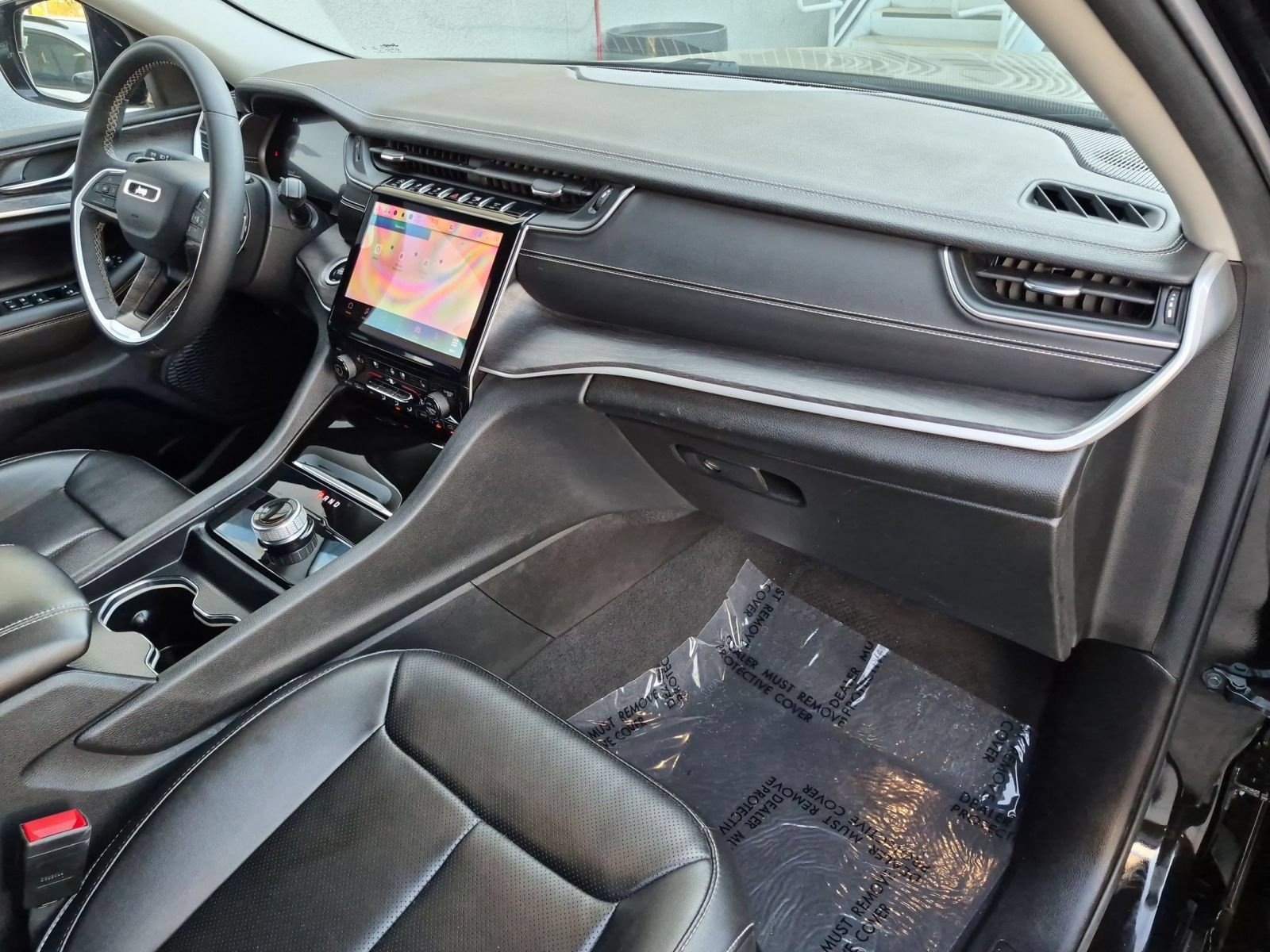 Used 2023 Jeep Grand Cherokee L Limited w/ Luxury Tech Group II RWD image 28