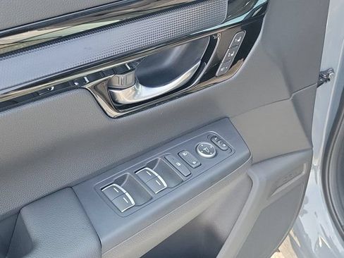 Certified 2025 Honda CR-V EX-L image 18