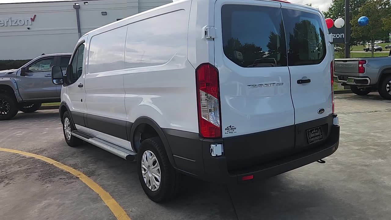Used 2025 Ford Transit 250 Low Roof w/ Exterior Upgrade Package RWD image 3